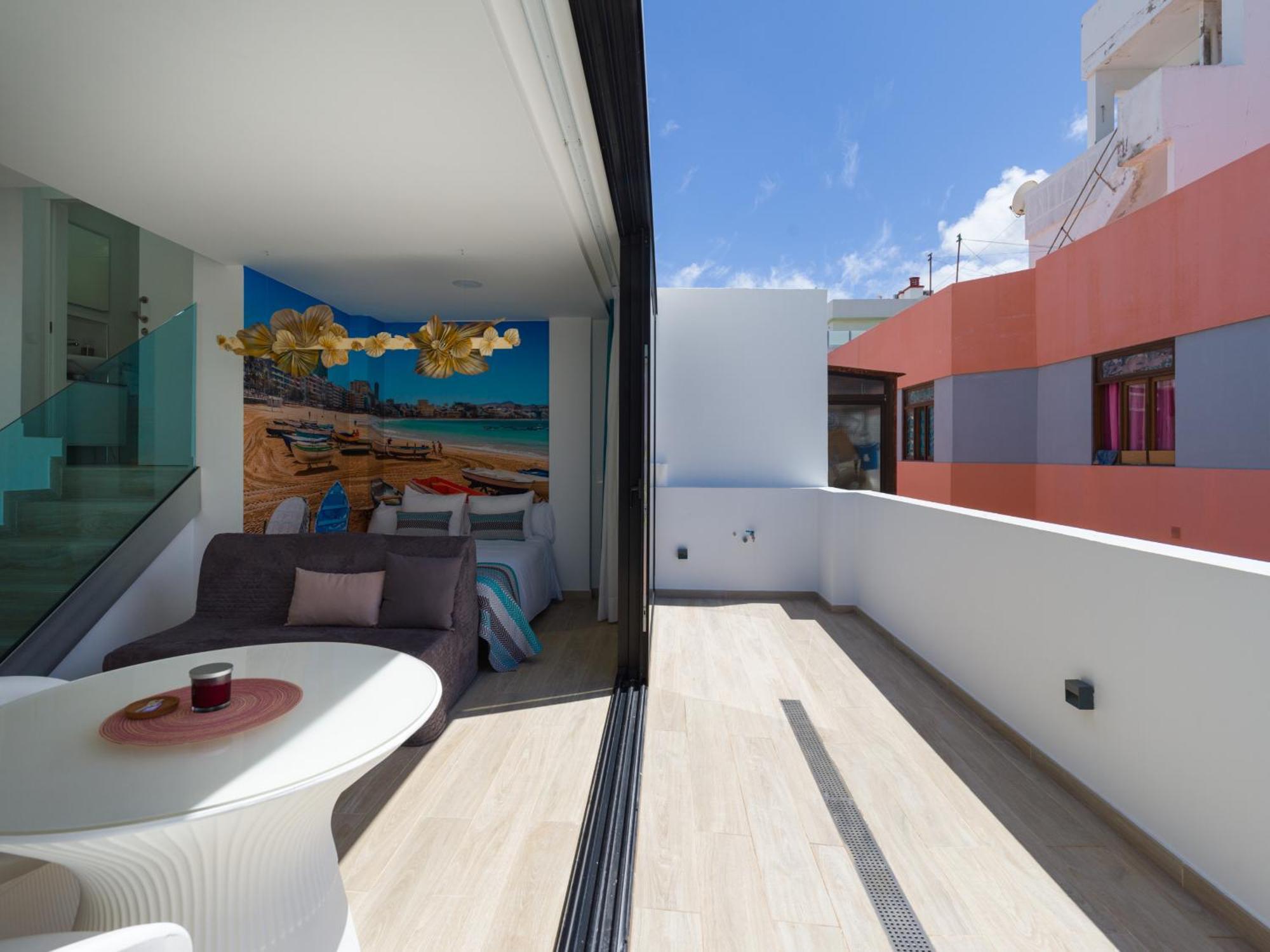 Petit Penthouse Canteras Apartment